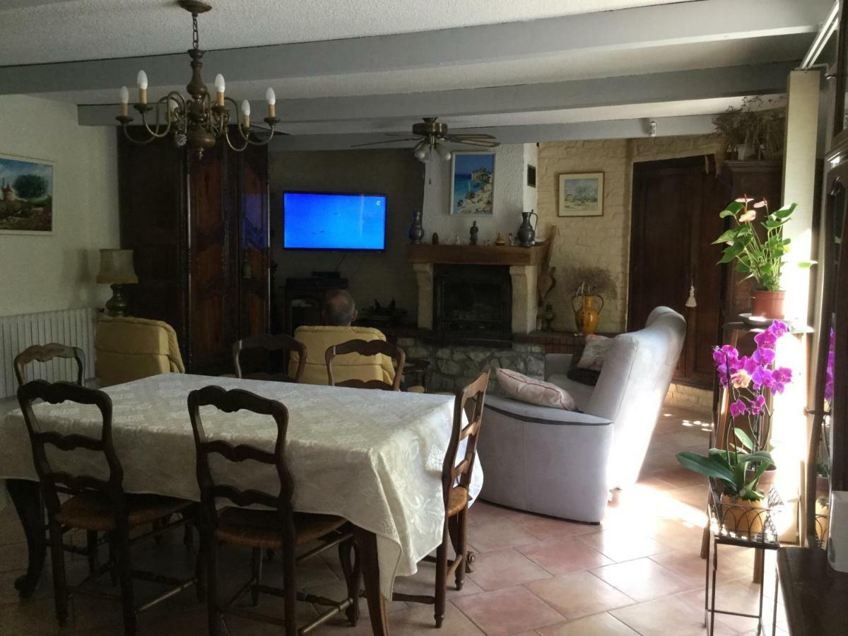 Chambre d'Hôtes - Les Oliviers Arles Extérieur photo